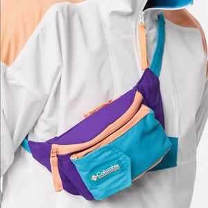 Columbia 3 pocket fanny pack NWT
